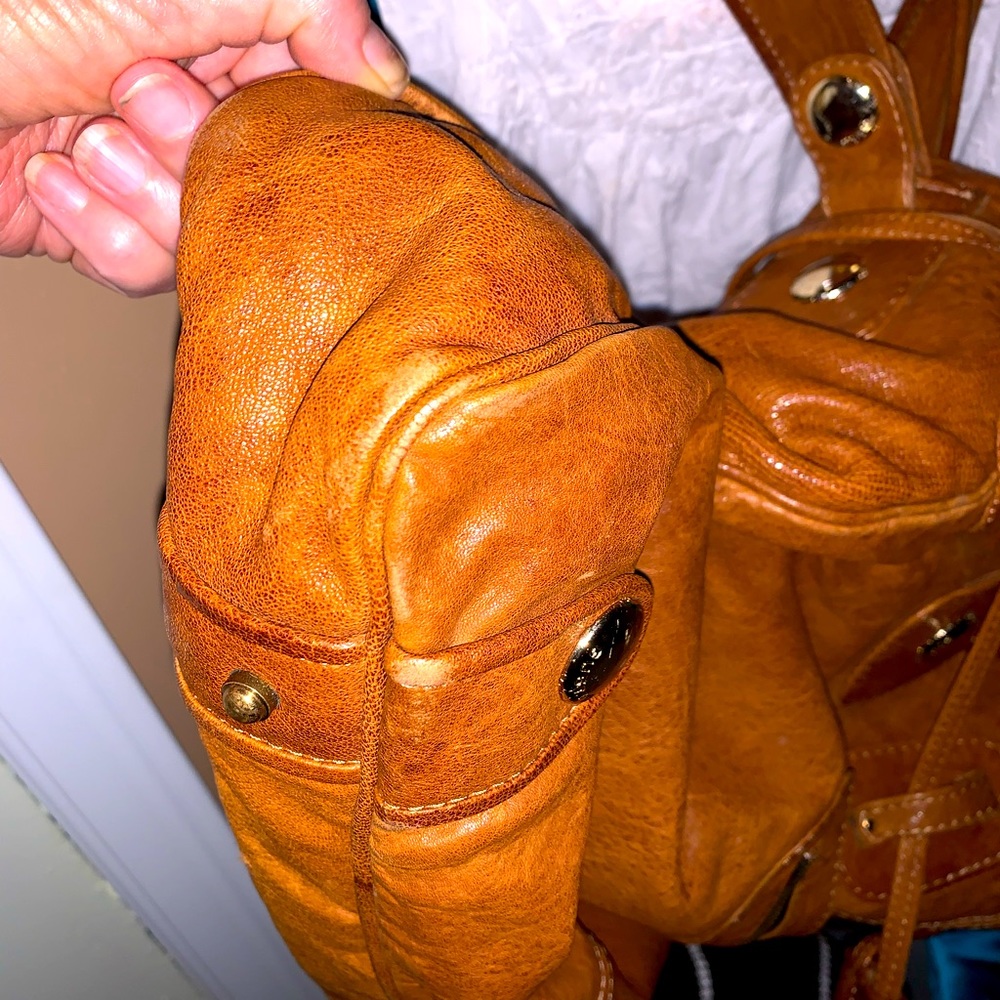 GUSTTO PARINA 100% Italian Fine Leather handbag! Gorgeous Bag ~ FREE SHIPPING! - Picture 9 of 16